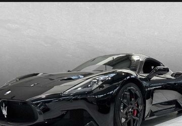 Maserati MC20 1.550 km 267.997 &euro; Regensburg 93059