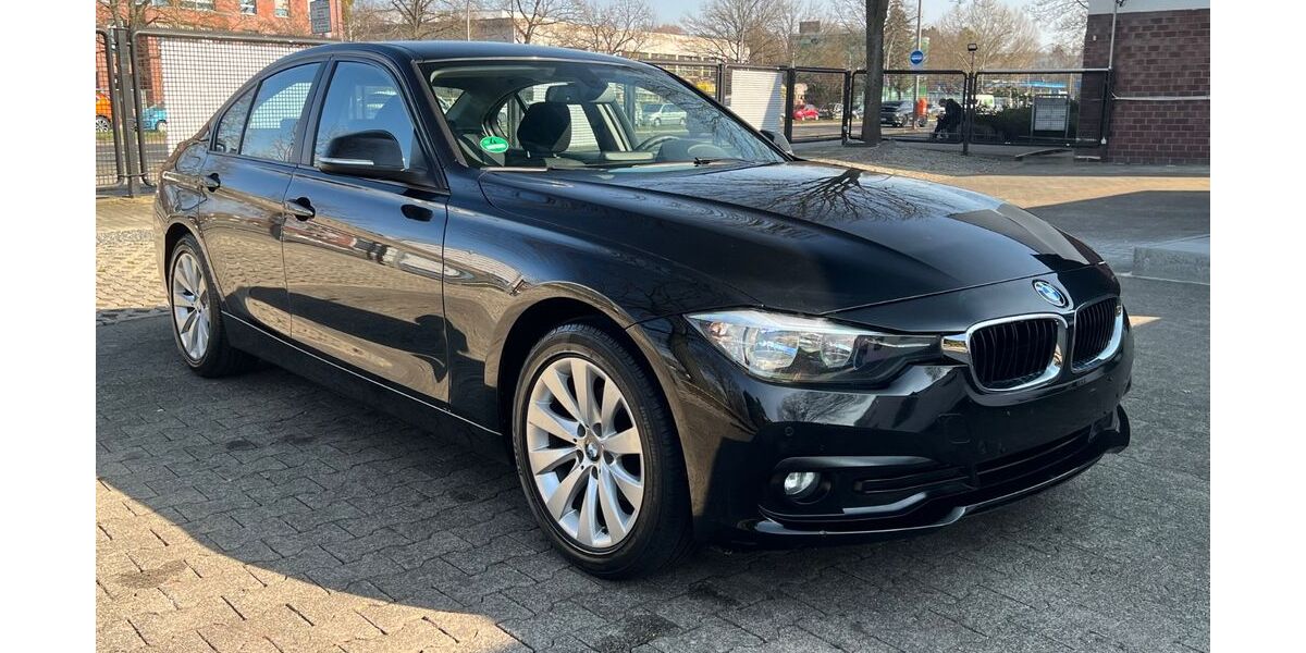BMW 316 222.000 km 7.900 &euro; Berlin 13585