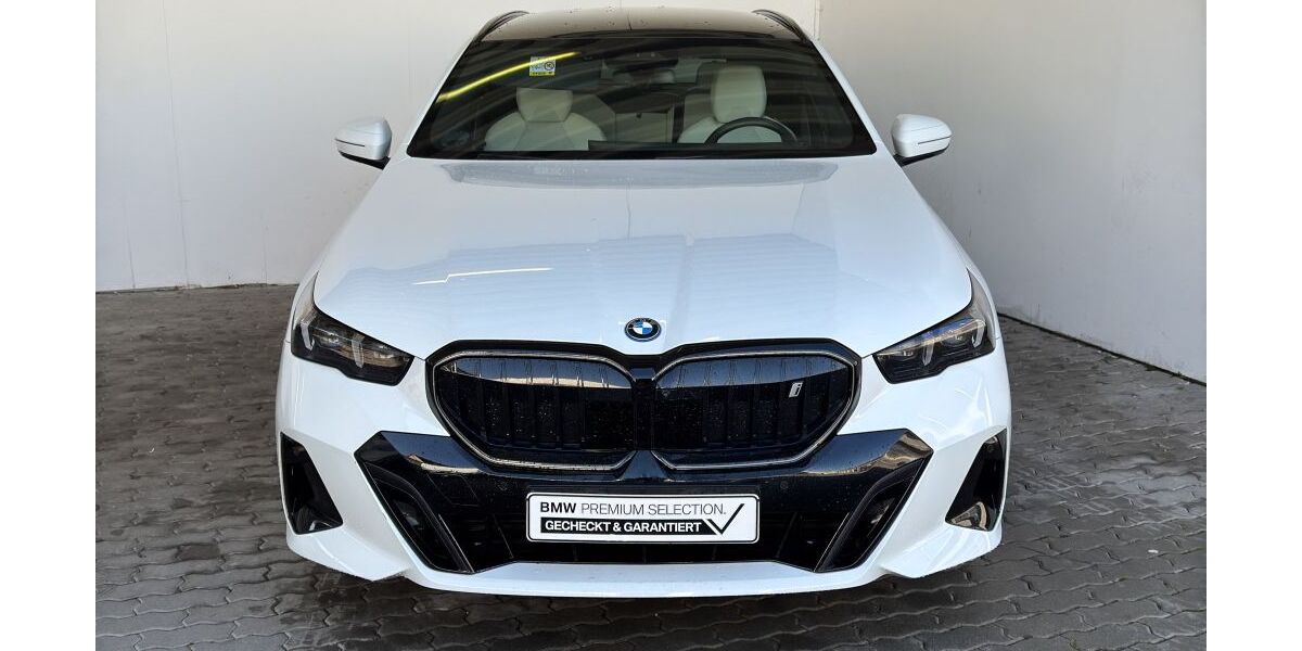 BMW i5 25.100 km 56.970 &euro; Heilbronn 74076