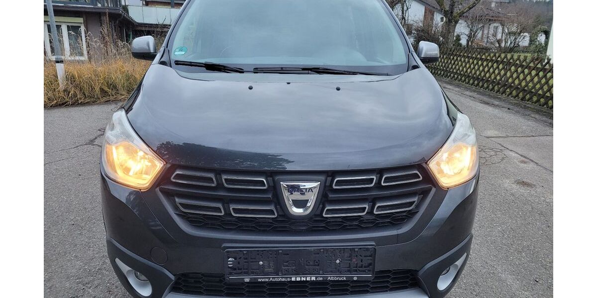 Dacia Lodgy 91.000 km 6.500 &euro; Kressbronn 88079