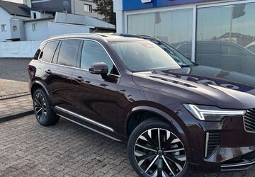 Volvo XC90 26.593 km 61.850 &euro; Düren 52351