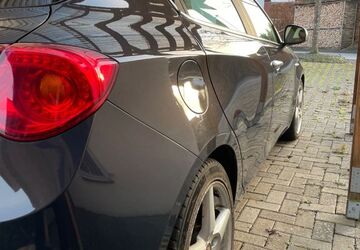 Alfa Romeo Giulietta 129.000 km 14.500 &euro; Hillesheim 54576