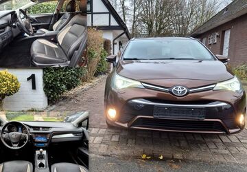 Toyota Avensis 104.000 km 14.999 &euro; Vechta 49377