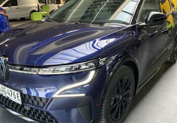 Renault Megane E-TECH 17.835 km 27.890 &euro; Dresden 01257