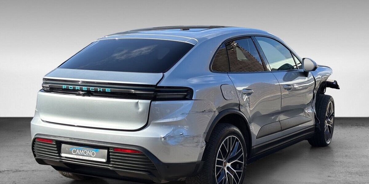 Porsche Macan Electric 4S Bose Pano AHK PASM PDLS+ HA-Lenk 15.287 km 47.500 &euro; Wuppertal 42327