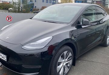 Tesla Model Y 44.000 km 32.900 &euro; Lennestadt 57368