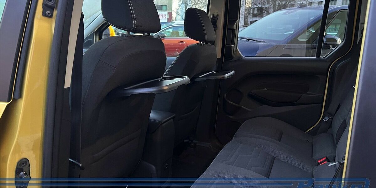 Ford Tourneo Connect Titanium*R-Cam*2-Schiebe*Pano* 169.849 km 9.990 &euro; Berlin 13187