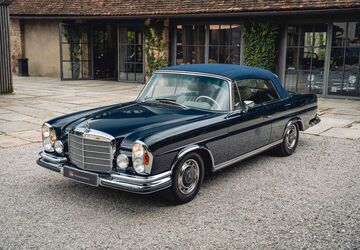 Mercedes-Benz 280 7.900 km 389.000 &euro; Polling 82398