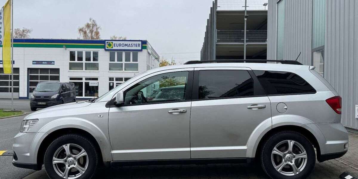 Fiat Freemont 211.800 km 4.890 &euro; Aschaffenburg 63741