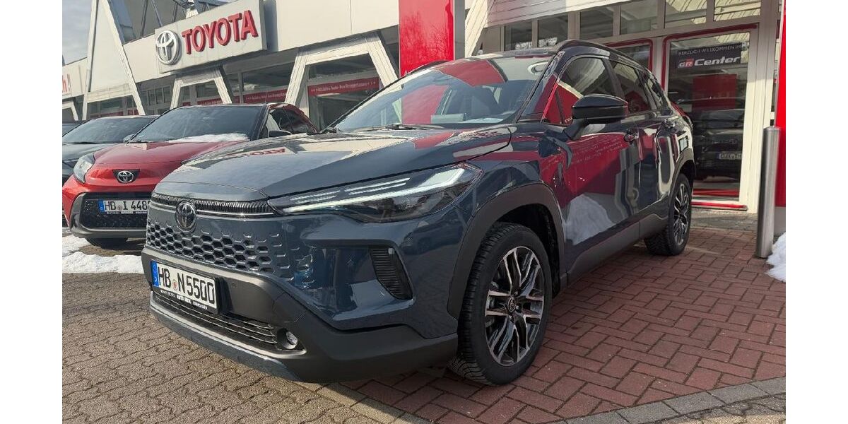 Toyota Corolla Cross 2.500 km 40.790 &euro; Bremerhaven 27580