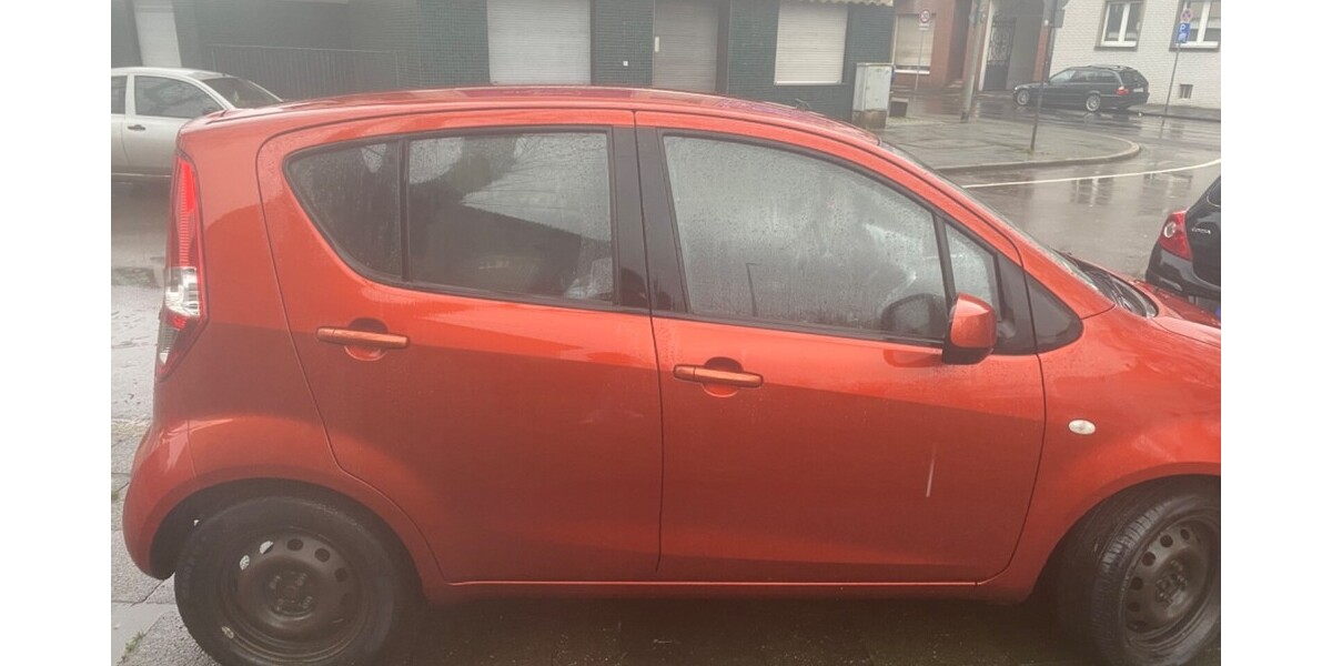 Suzuki Splash 113.345 km 2.600 &euro; Duisburg 47051