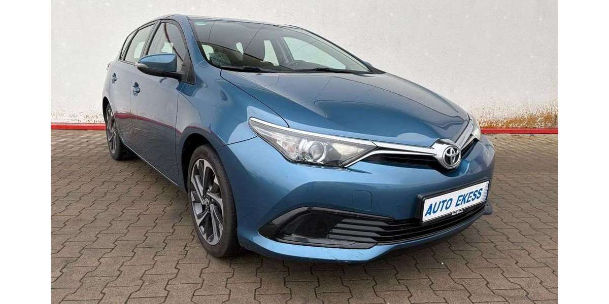 Toyota Auris 146.546 km 10.400 &euro; Dillingen an der Donau 89407