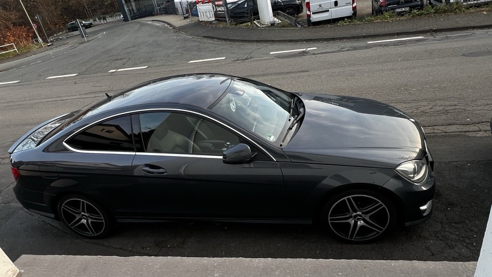 Mercedes-Benz C 250 179.863 km 13.000 &euro; Siegen 57072