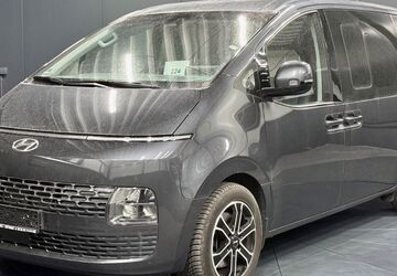 Hyundai STARIA 41.750 km 38.490 &euro; Helmstedt 38350