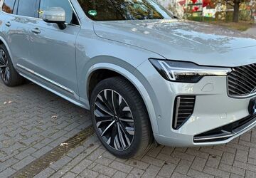 Volvo XC90 2.500 km 53.990 &euro; Hannover 30177