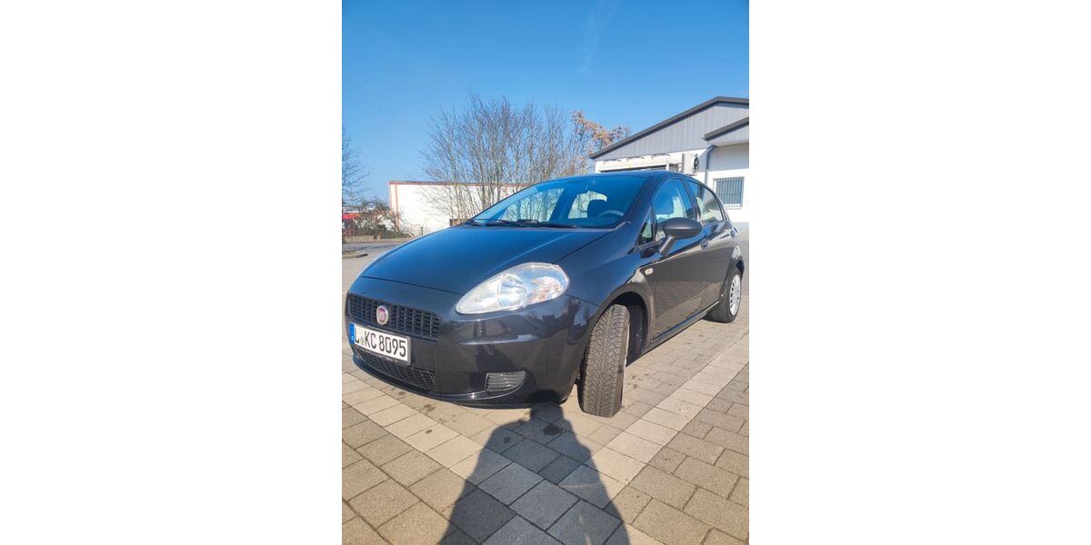 Fiat Punto 104.580 km 2.950 &euro; Halle 06124