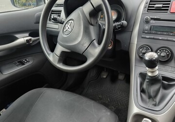 Toyota Auris 195.000 km 2.800 &euro; Frankfurt 