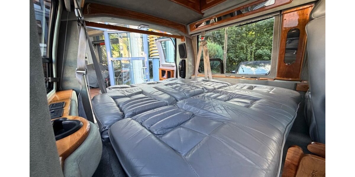 Chevrolet Astro 
