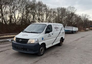 Toyota Hiace 171.658 km 5.700 &euro; HAMBURG 22113