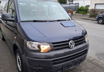 VW T5 Transporter 334.000 km 7.999 &euro; Paderborn 33100