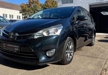 Toyota Verso 149.000 km 9.450 &euro; Lage 32791
