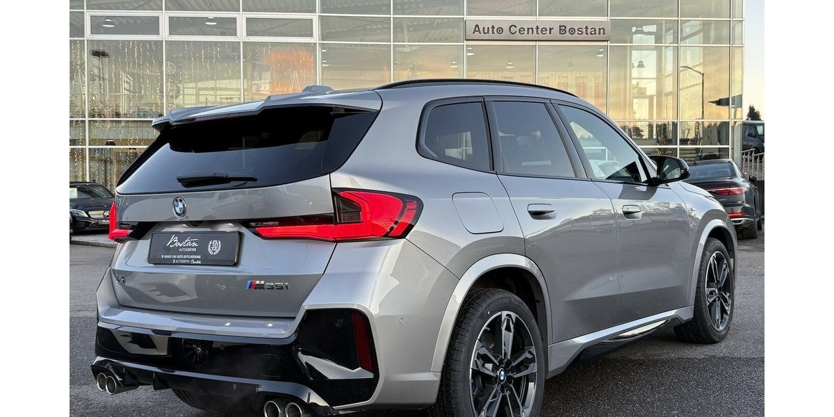 BMW X1 M35i xDrive KEYLE./KAMERA/HARMAN/NAVI/DAB/LED 1.763 km 48.900 &euro; Villingen-Schwenningen 78054