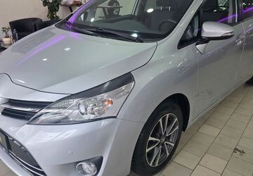 Toyota Verso 91.302 km 13.490 &euro; Recklinghausen 45661