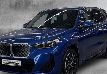 BMW iX1 7.520 km 49.676 &euro; Krefeld 47800