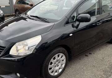 Toyota Verso 206.466 km 6.200 &euro; Eggenstein-Leopoldshafen 76344