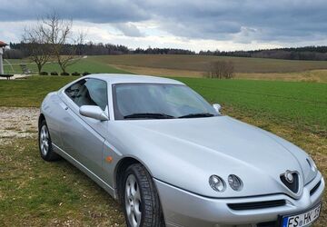 Alfa Romeo GTV 54.000 km 8.900 &euro; Tiefenbach 84184