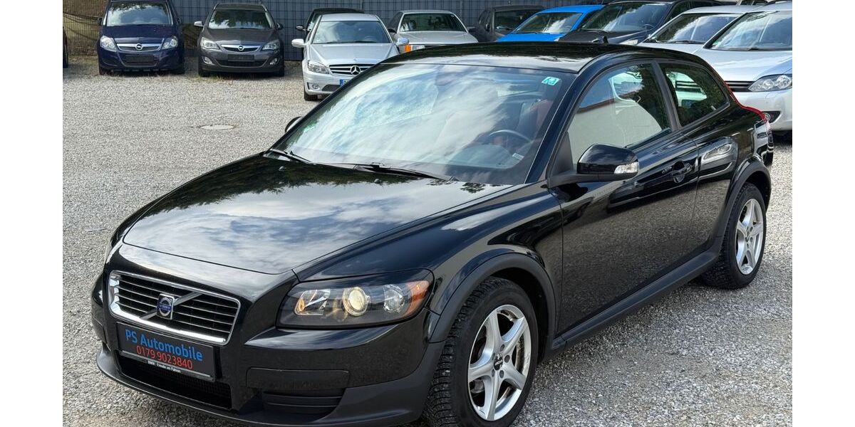 Volvo C30 226.500 km 1.999 &euro; Forsting/Pfaffing 83539