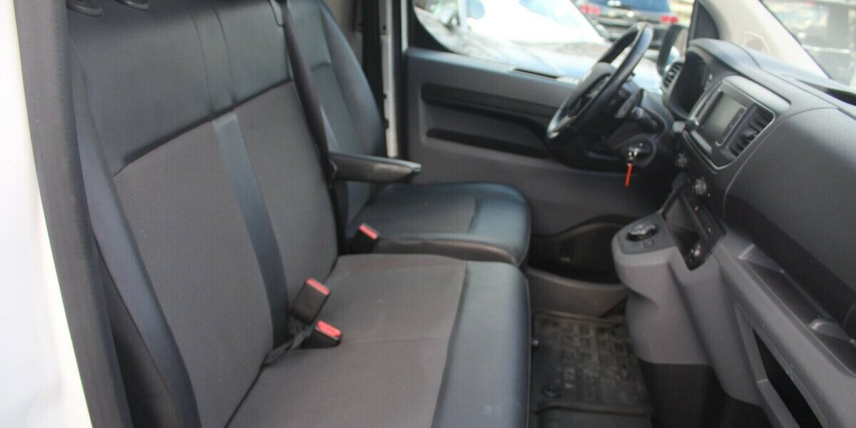 Citroen Jumpy M BlueHDi Club 60.346 km 16.980 &euro; Euskirchen 53881