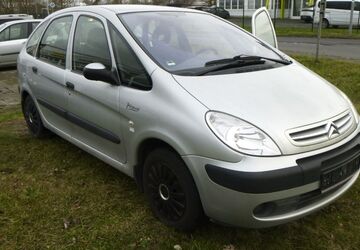 Citroen Xsara Picasso 88.000 km 3.490 &euro; Oberkrämer 16727