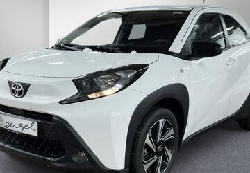 Toyota Aygo (X) 17.500 km 16.479 &euro; Wunsiedel 95632