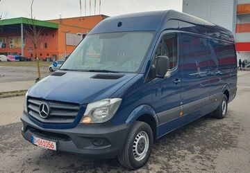 Mercedes-Benz Sprinter 235.847 km 12.390 &euro; Berlin 13055