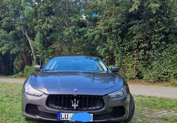 Maserati Ghibli 68.400 km 31.900 &euro; Ludwigshafen am Rhein 67071
