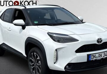 Toyota Yaris Cross 2.868 km 29.990 &euro; Düren 52351