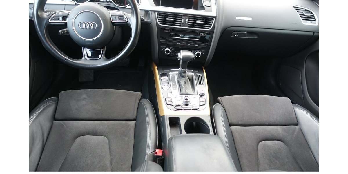 Audi A5 3.0 TDI quattro Bi-Xenon Standh. PDC Kamera S-L 146.000 km 17.950 &euro; Neumarkt/OPf 92318