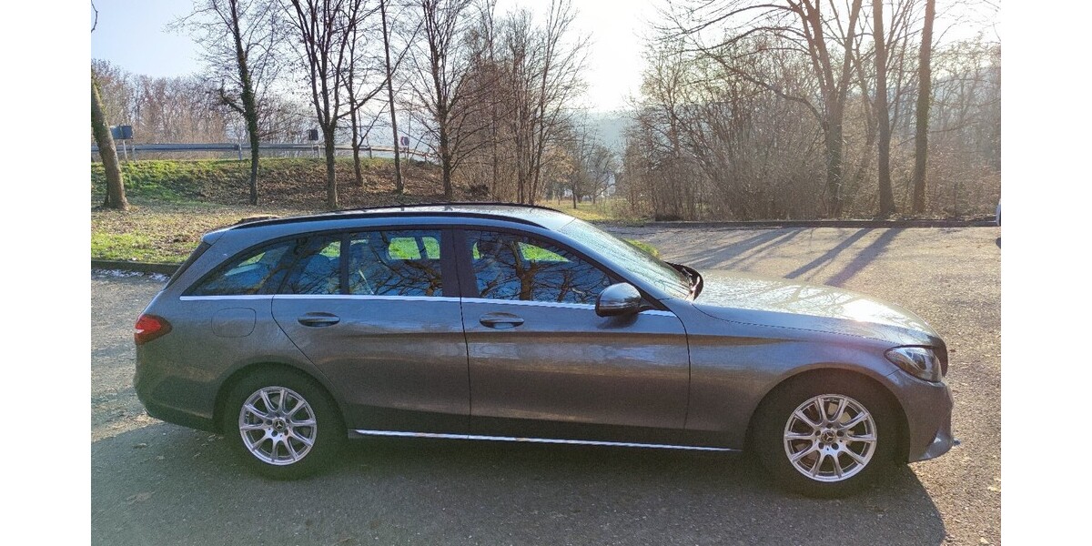 Mercedes-Benz C-Klasse T-Model 85.000 km 27.000 &euro; Wannweil 72827