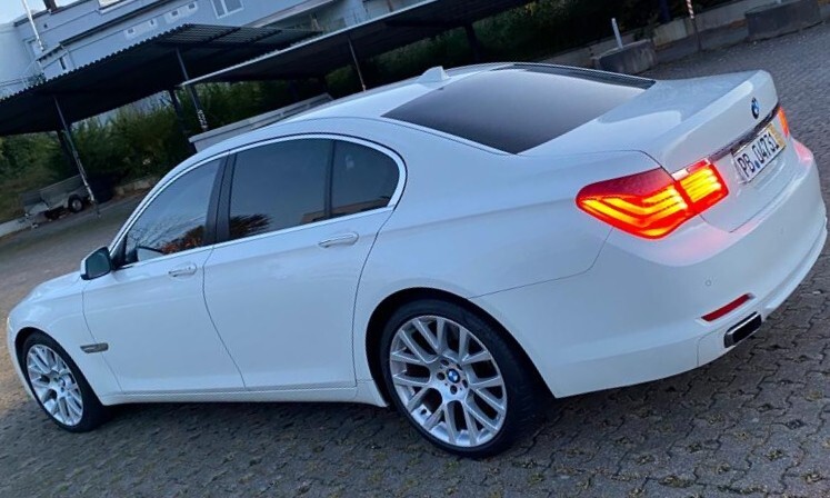 BMW 750 70.000 km 22.000 &euro; Bad Lippspringe 33175