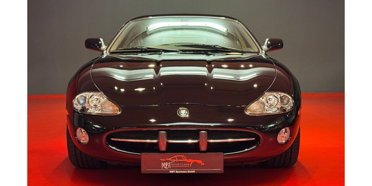 Jaguar XK8 197.238 km 15.390 &euro; München 80538