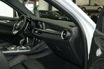Alfa Romeo Stelvio 2.2 D Competizione Q4 ALLRAD LEDER AHK 45.000 km 38.380 &euro; Lich 35423
