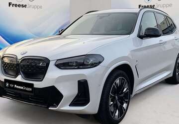 BMW iX3 34.820 km 38.990 &euro; Oldenburg 26135