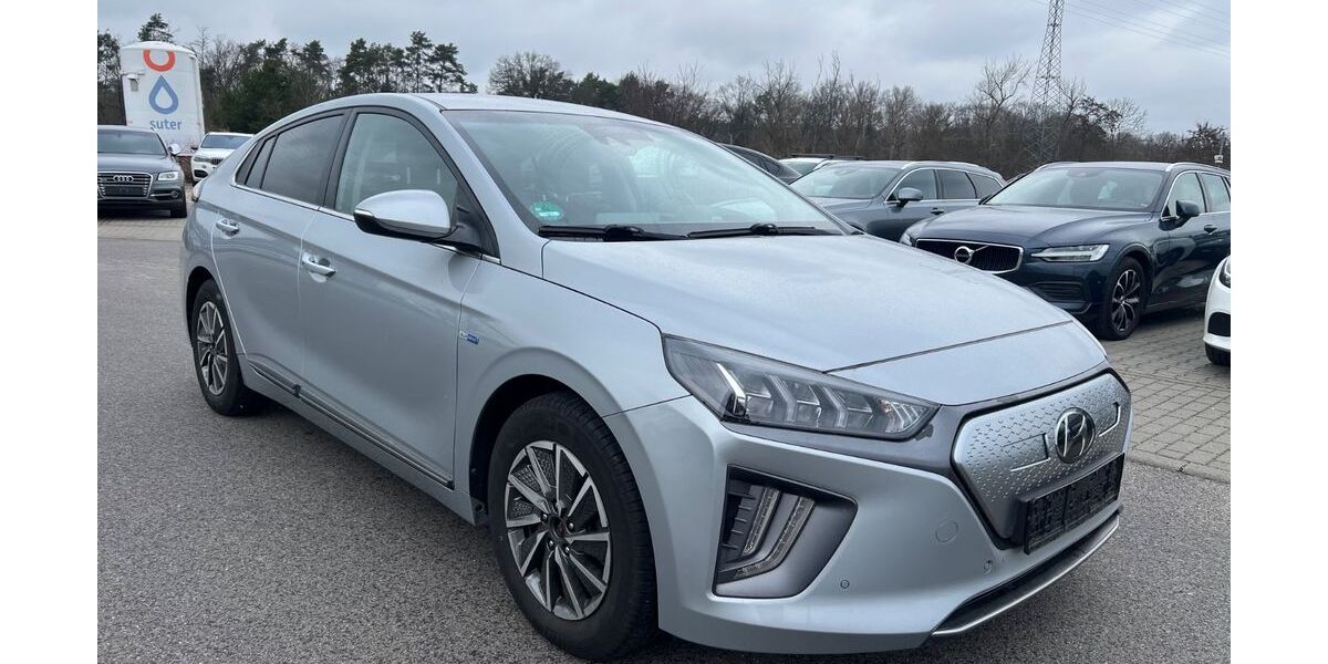 Hyundai IONIQ 99.989 km 12.900 &euro; Wildau 15745