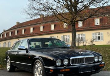 Jaguar Daimler 183.500 km 14.900 &euro; Korntal-Münchingen 70825