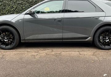 Hyundai IONIQ 5 5.470 km 48.750 &euro; Hamburg 22605