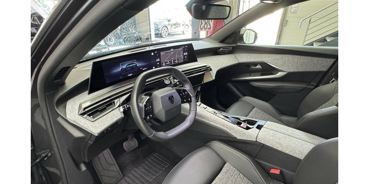 Peugeot 3008 Allure 145 Mild Hybrid Full LED 360° 38.211 km 24.870 &euro; Lich 35423