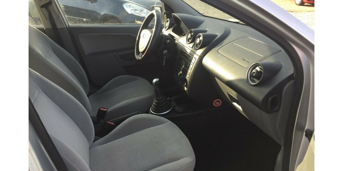 Ford Fiesta Chia, Klima,Tüv Neu! 147.000 km 2.700 &euro; Himmelkron 95502