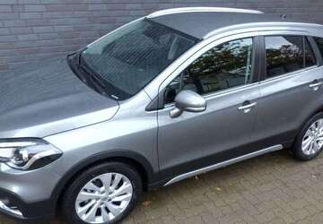 Suzuki SX4 11.500 km 17.900 &euro; Hannover 30179