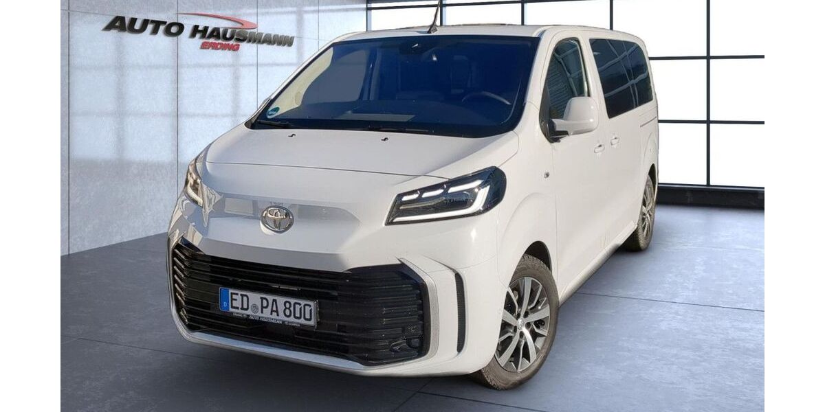Toyota Proace (Verso) 8.700 km 39.750 &euro; Erding 85435